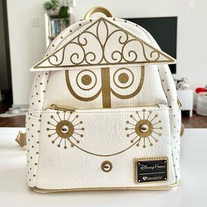 NWOT RARE Loungefly Disney Parks OG Heart Logo Small World White Mini Backpack